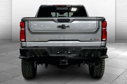 Sterling Gray Metallic 2026 Chevrolet Silverado 2500 ZR2
