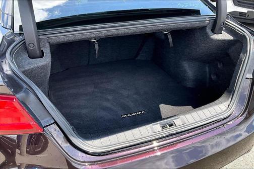 Bordeaux Black 2016 Nissan Maxima 3.5 S