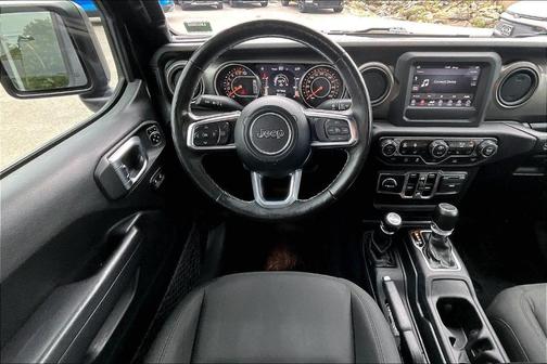 Black Clearcoat 2020 Jeep Gladiator Sport
