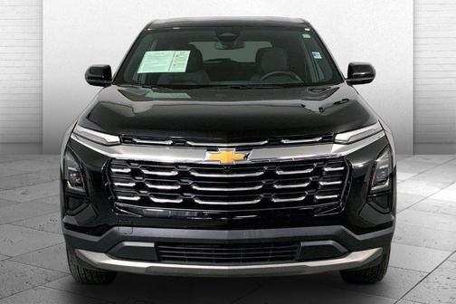 Mosaic Black Metallic 2026 Chevrolet Equinox LT