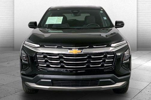 Mosaic Black Metallic 2026 Chevrolet Equinox LT