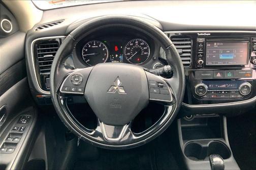 2016 Mitsubishi Outlander SEL