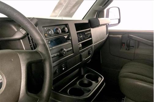 2023 GMC Savana 2500 Work Van