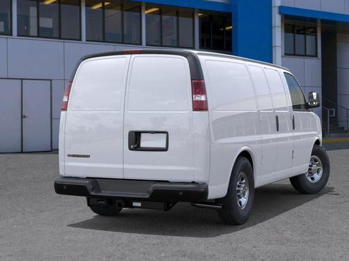 2025 Chevrolet Express 2500 Work Van
