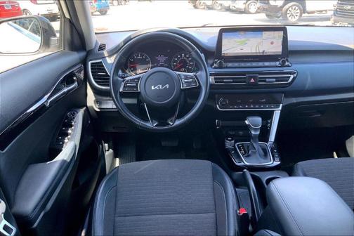 2022 Kia Seltos S