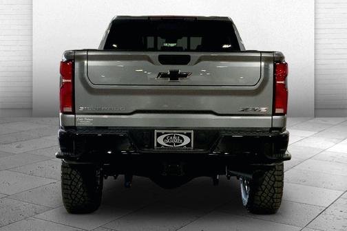 Sterling Gray Metallic 2026 Chevrolet Silverado 2500 ZR2
