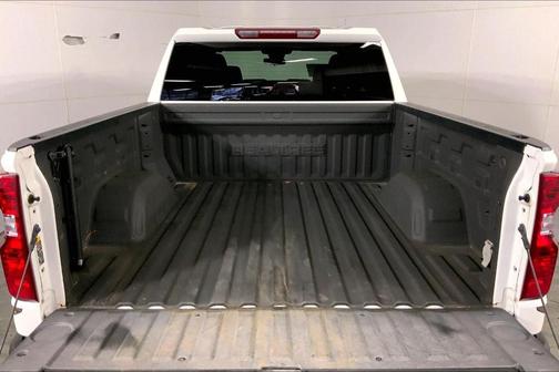 Summit White 2024 Chevrolet Silverado 1500 Custom Trail Boss