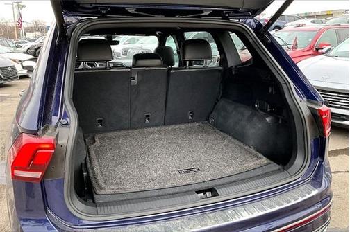 2022 Volkswagen Tiguan 2.0T SEL R-Line