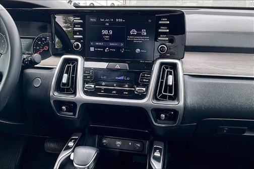 Glacial White Pearl 2021 Kia Sorento EX