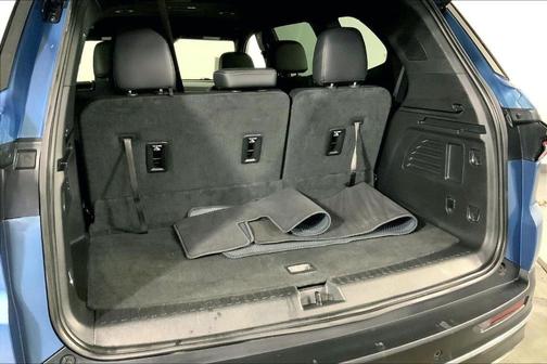 Ocean Blue Metallic 2025 Buick Enclave Preferred