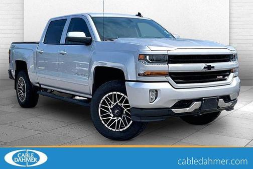 Silver Ice Metallic 2018 Chevrolet Silverado 1500 LT