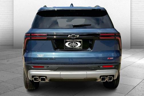 Lakeshore Blue Metallic 2026 Chevrolet Traverse Z71