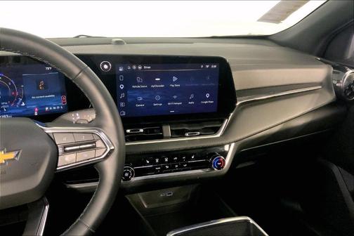 Mosaic Black Metallic 2026 Chevrolet Equinox LT