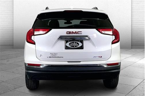 2022 GMC Terrain AT4