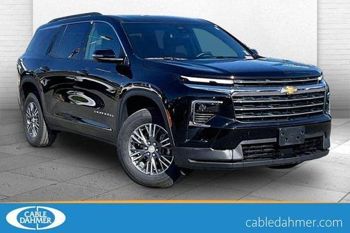 Mosaic Black Metallic 2026 Chevrolet Traverse LT