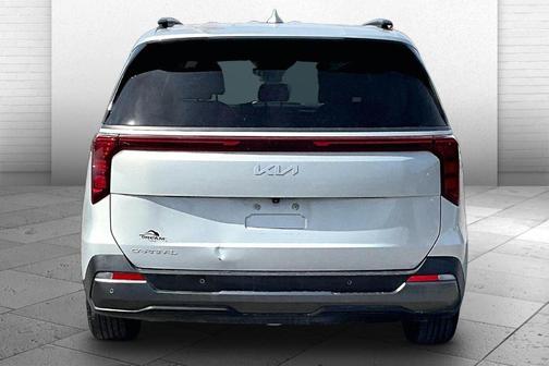 2025 Kia Carnival SX