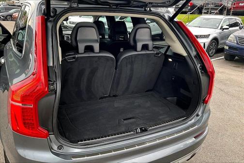 Osmium Grey Metallic 2016 Volvo XC90 T6 Momentum