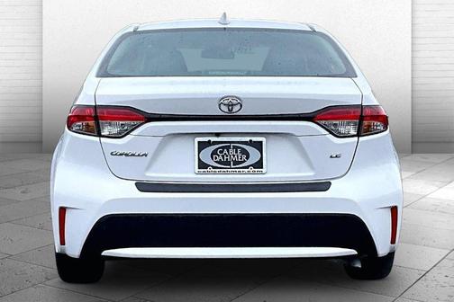 White 2022 Toyota Corolla LE