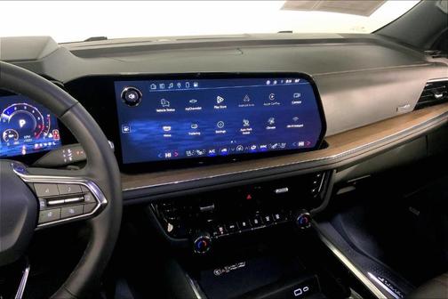 Iridescent Pearl Tricoat 2025 Chevrolet Tahoe High Country