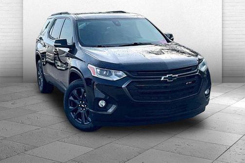 Mosaic Black Metallic 2021 Chevrolet Traverse RS