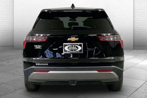 Mosaic Black Metallic 2025 Chevrolet Equinox LT