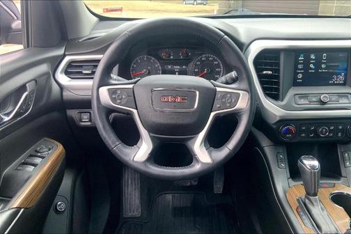 2018 GMC Acadia SLE-2