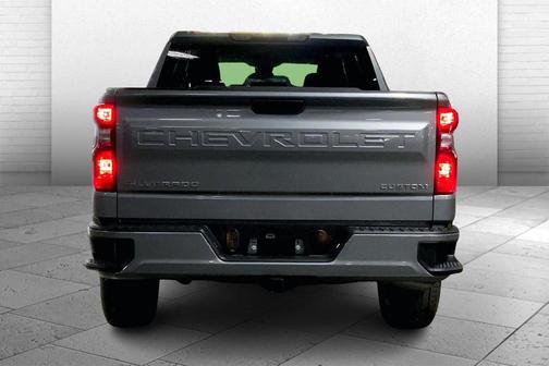 2025 Chevrolet Silverado 1500 Custom