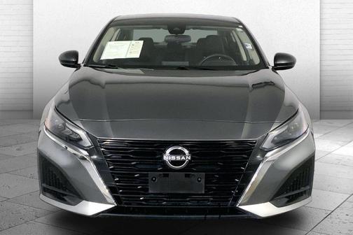 Gun Metallic 2025 Nissan Altima SV