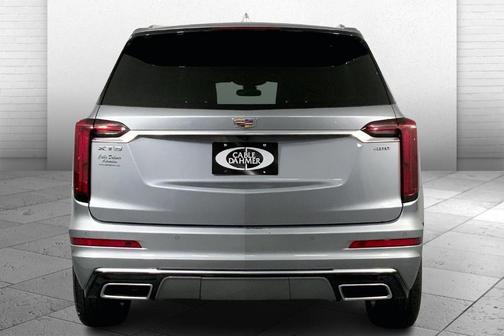 2025 Cadillac XT6 Premium Luxury FWD