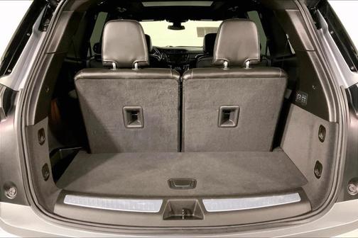 2025 Cadillac XT6 Premium Luxury FWD