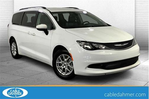 2021 Chrysler Voyager LXI