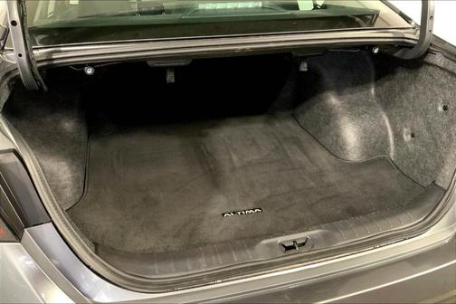 Gun Metallic 2025 Nissan Altima SV