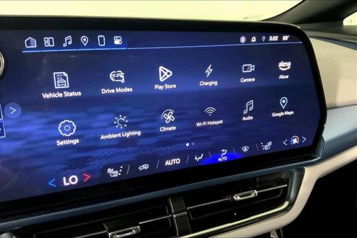 Black 2025 Chevrolet Equinox EV LT2 w/PDE