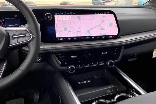 2025 Chevrolet Suburban LT