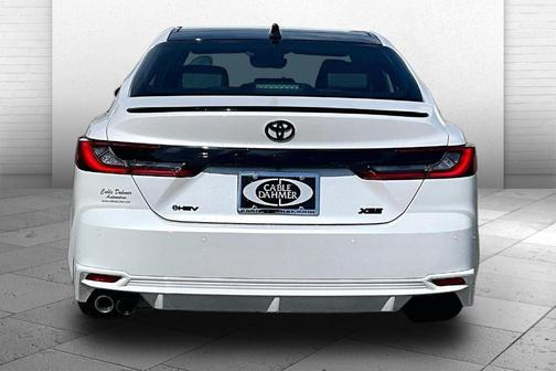 Wind Chill Pearl 2025 Toyota Camry XSE