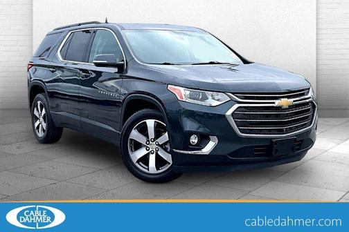 Graphite Metallic 2020 Chevrolet Traverse LT Leather