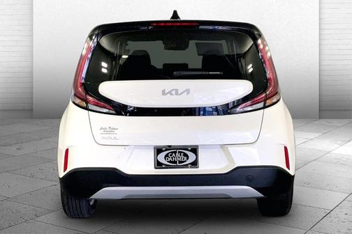 Snow White Pearl 2025 Kia Soul LX