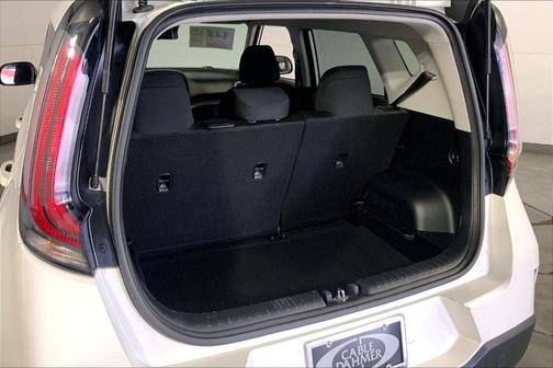 Snow White Pearl 2025 Kia Soul LX