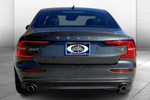 2019 Volvo S60 T5 Momentum