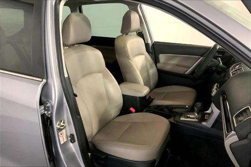 Ice Silver Metallic 2018 Subaru Forester 2.5i Limited