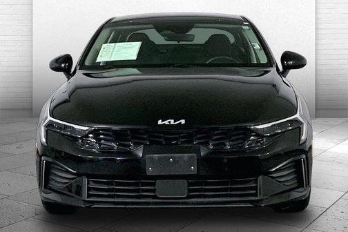 Aurora Black Pearl 2025 Kia K5 LXS