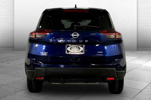 Deep Ocean Blue 2025 Nissan Rogue SV