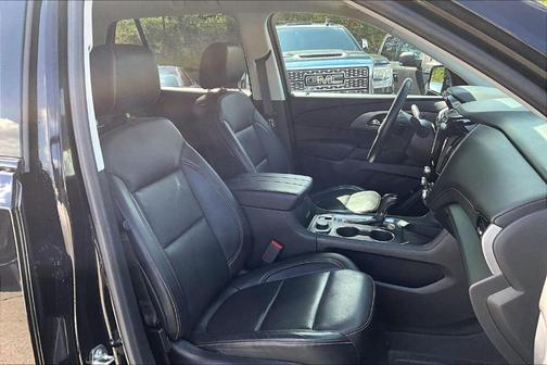 Mosaic Black Metallic 2018 Chevrolet Traverse Premier