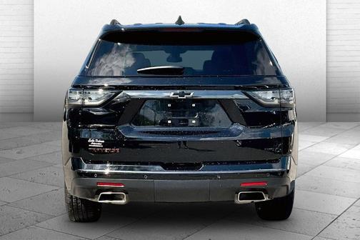 Mosaic Black Metallic 2018 Chevrolet Traverse Premier