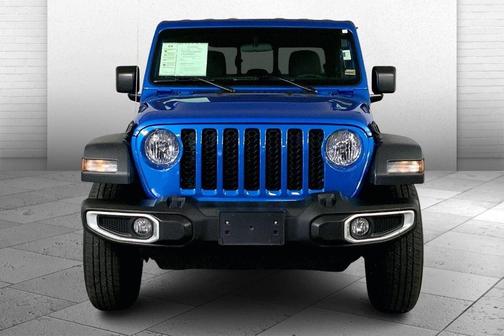 Hydro Blue Pearlcoat 2023 Jeep Gladiator Sport