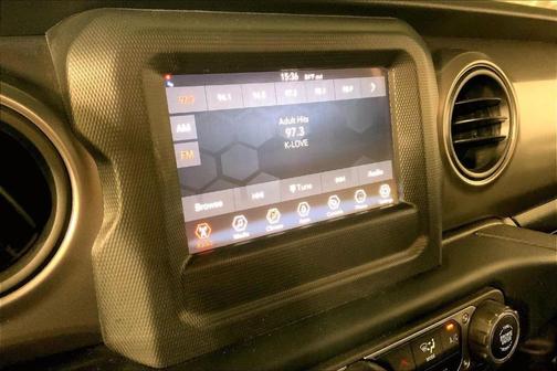 Hydro Blue Pearlcoat 2023 Jeep Gladiator Sport