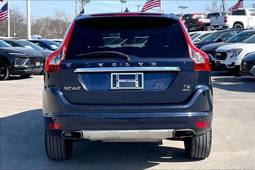 2015 Volvo XC60 T6 Platinum