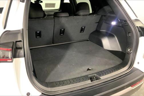 Summit White 2026 Chevrolet Equinox LT