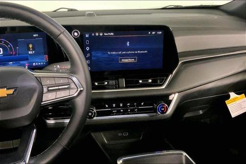 Mosaic Black Metallic 2026 Chevrolet Equinox LT