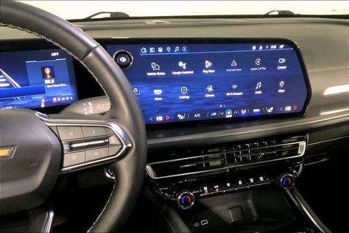 Sterling Gray Metallic 2024 Chevrolet Traverse LT